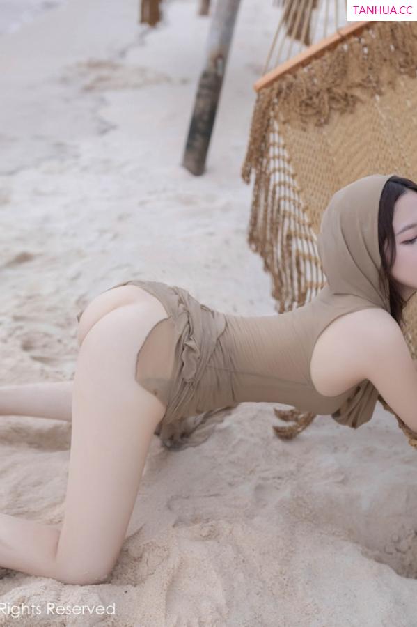 鱼子酱fish  [XiuRen]高清写真图 2023.08.25 No.7288 鱼子酱Fish 沙滩美腿第44张图片